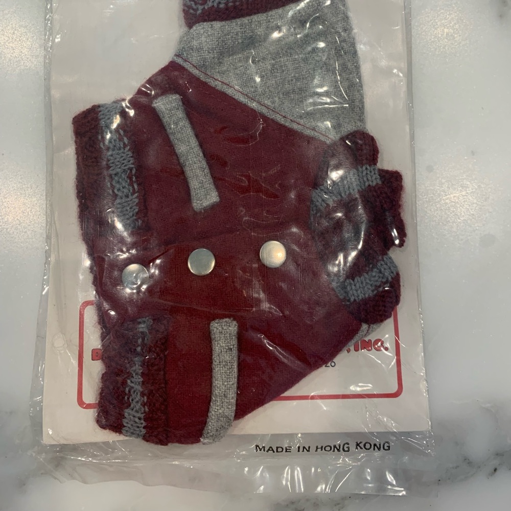 Vintage snoopy wardrobe sweater